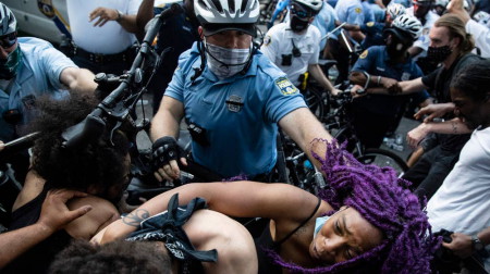 Police-brutality-protesters-12.jpg