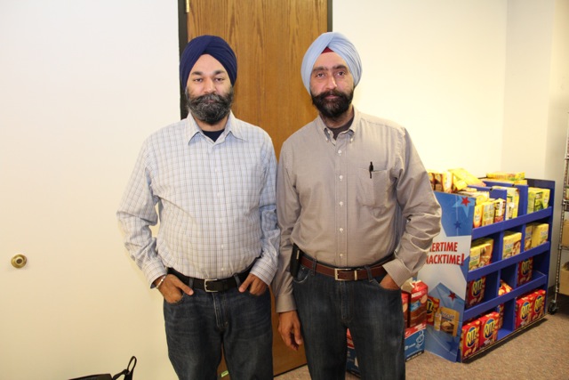 Regional Directors Dr. Daljeet Singh and Dr. Arinder Singh (71K)