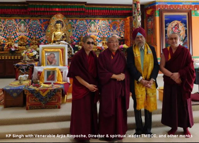 PosingWthBudhha (310K)