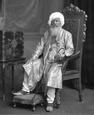 Singh Sabah 1Sir_Baba_Khem_Singh_Beda_(or_Bedi)_of_Kullar_(1830-1905).jpg