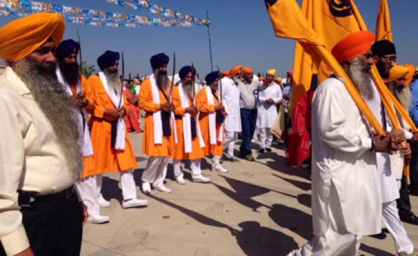 Sikh Parade Celebrates Vaisakhi