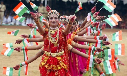 i-day-celebration (62K)